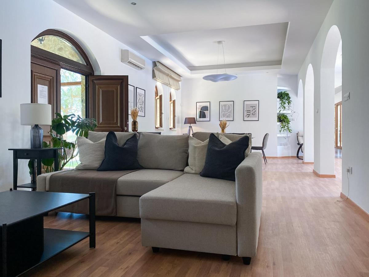 Phaedrus Living: Luxury Kathikas * Pafos